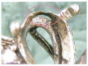Fig. 7-4 Défauts sur la pièce du modèle de bijouterie