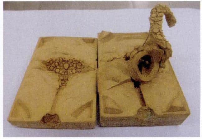 Figure 6-16 Partial use of peeling cutting method in rubber mold for easy demolding