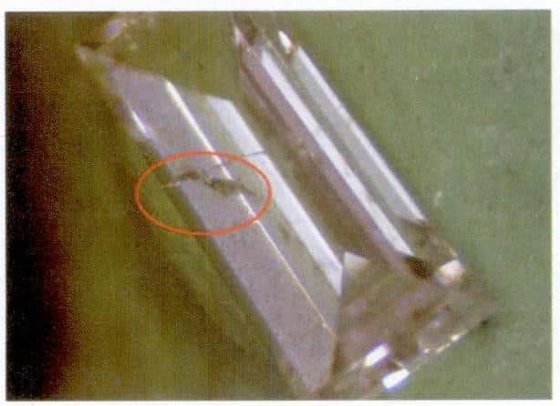 ダイヤモンドのクラリティが条件を満たしていない