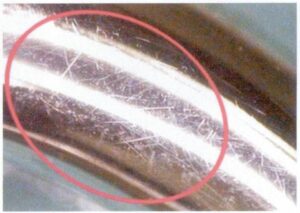 Рисунок 9-20 Перетаскивание поверхности с царапинами