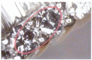 9-29 Драгоценные камни становятся черными