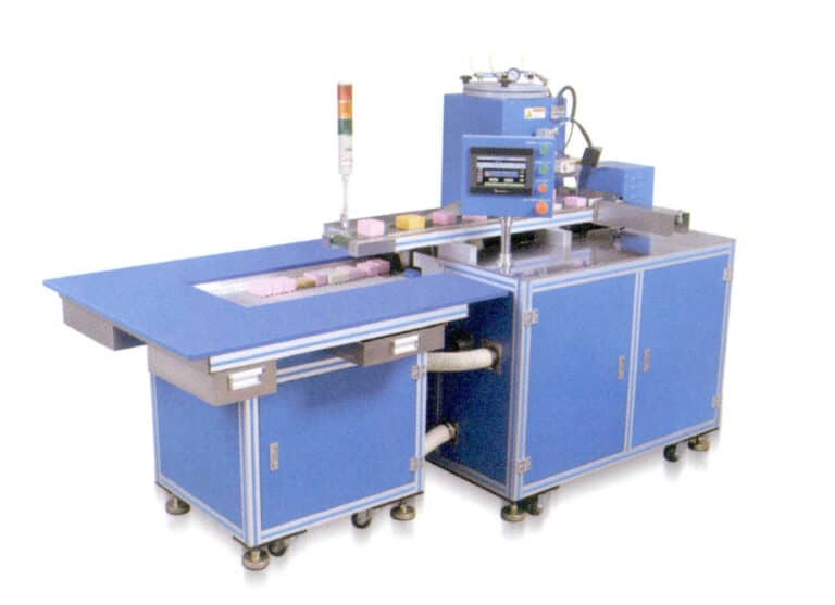 Fully automatic wax injection machine
