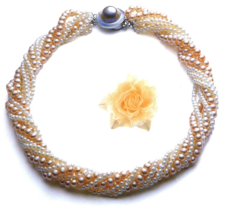 淡水パールネックレス