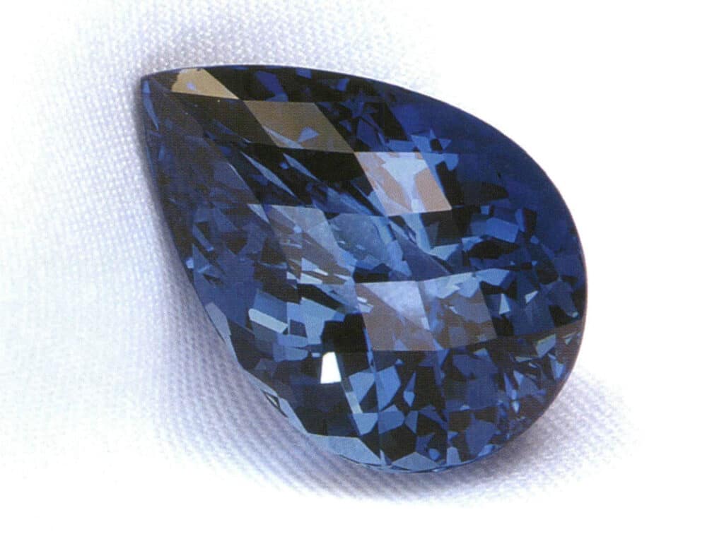 ロンドンブルートパーズ ペアカット