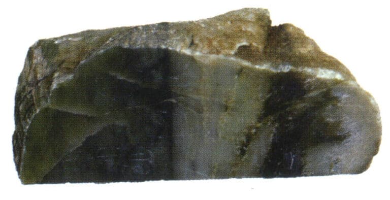 The biggest difference between Taiwan Jade and Serpentine is the translucency.