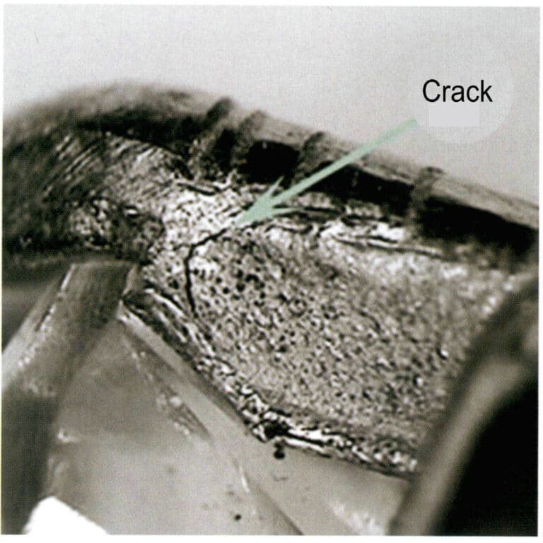 Figure 3-37 Micro-stress cracking on the prongs ( 10x magnification)
