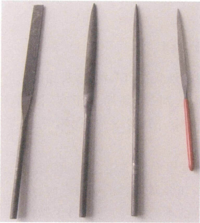 Figur 1-12 Ulike filer som vanligvis brukes i smykkeproduksjon (for filing av metall)