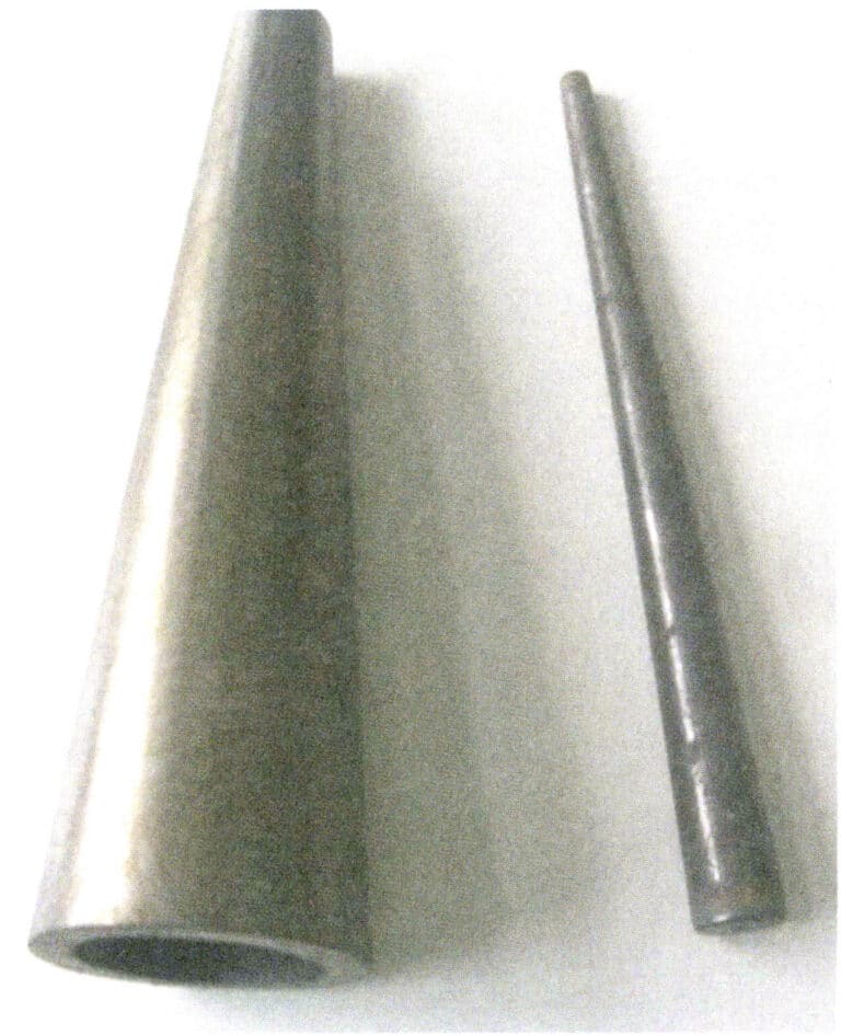 Figur 1-20: Armbåndjernstang (venstre), ringjernstang (høyre)