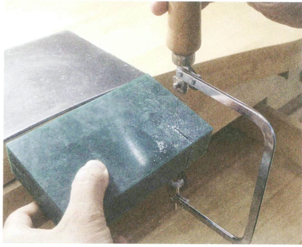 그림 2-2 톱질 왁스