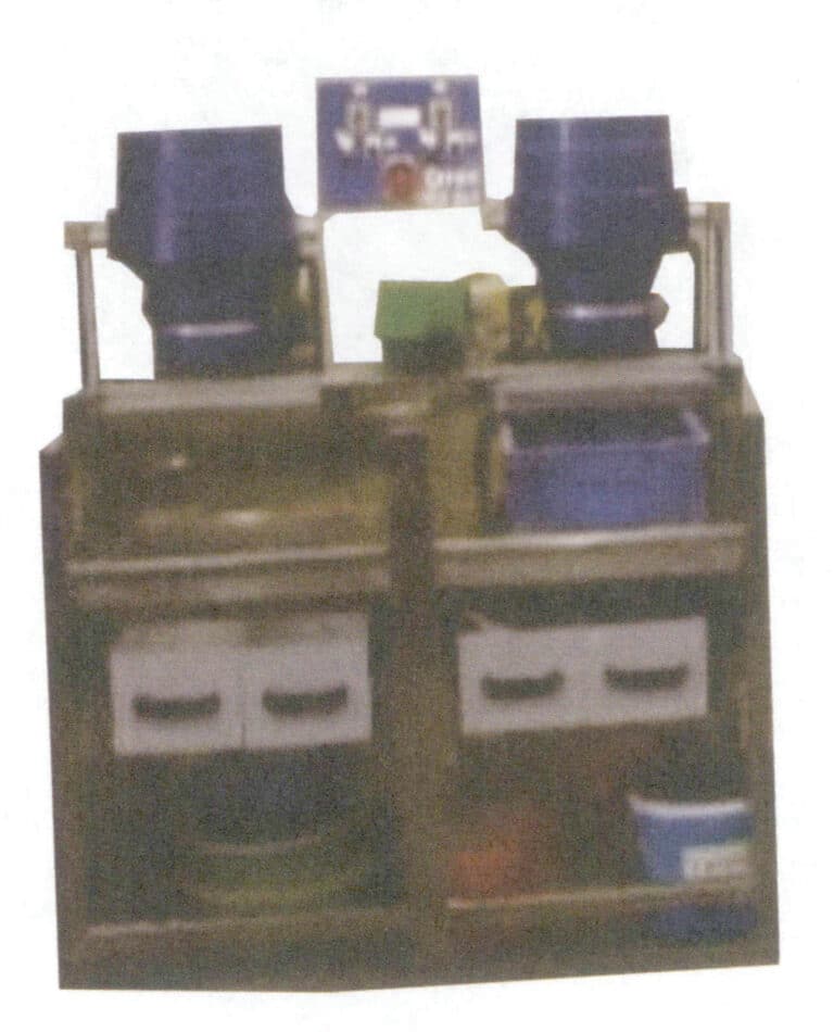 Figure 4-33 Turntable Polishing Machine  