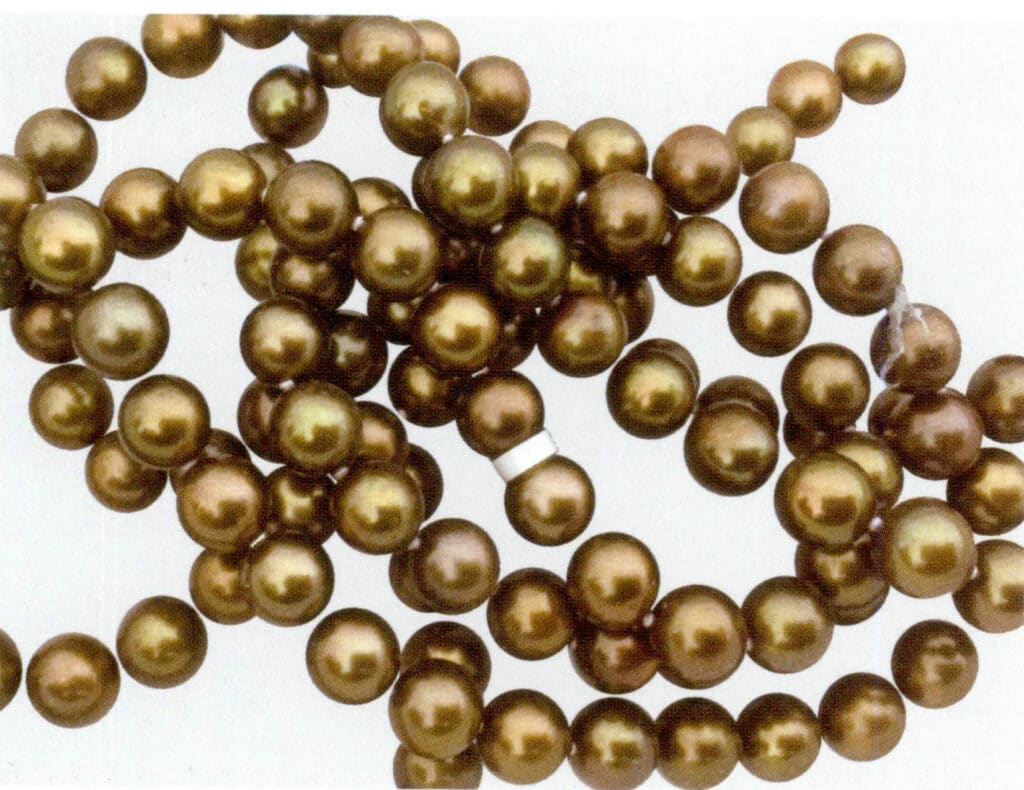 Figure 1-5-74 Fading treatment of seawater cultured pearls 3