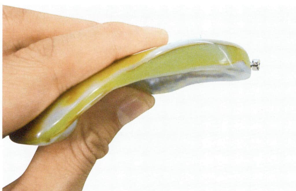 Figure 1-5-87 Side View of Three-layer Assembled Mabe Pearls