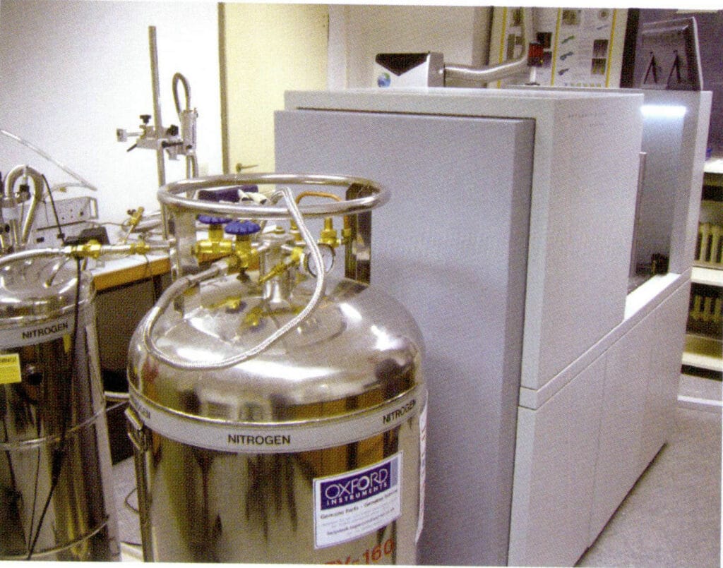 Figure 1-6-20 X-ray micro-CT scanner (Mainz University, Germany)