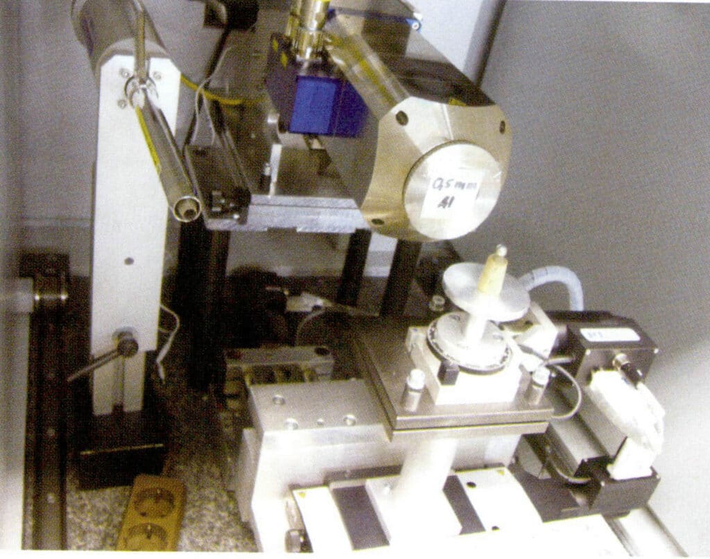 Figure 1-6-21 X-ray micro-tomography (local)