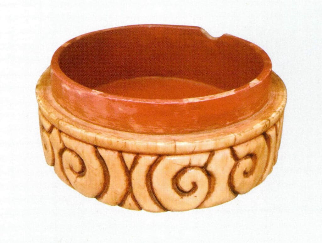 Figure 4-1-22 Ivory artifacts from the ancient court (XII)