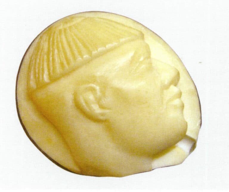 Figure 4-5-22 Plant Ivory Carvings