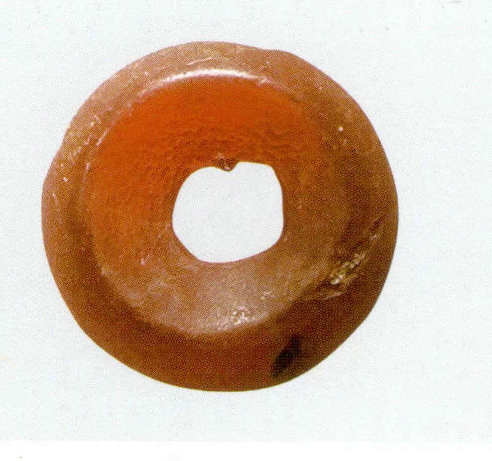 Figure 5-1-3 Amber artifacts from Italy in the 5th century B.C. (I)