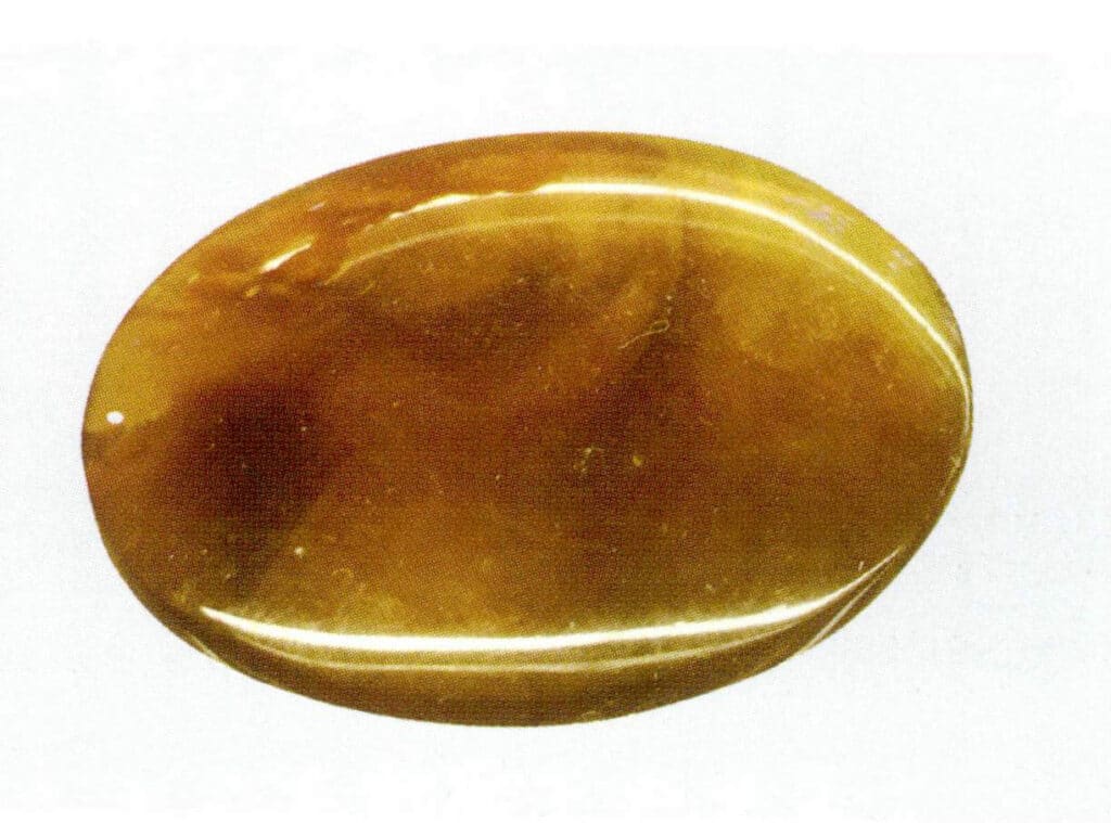 Figure 5-1-8 Amber artifacts enshrined in Burmese Buddhist temples (IV)