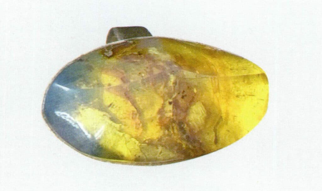 Figure 5-4-58 Dominican Blue amber Arc(I)
