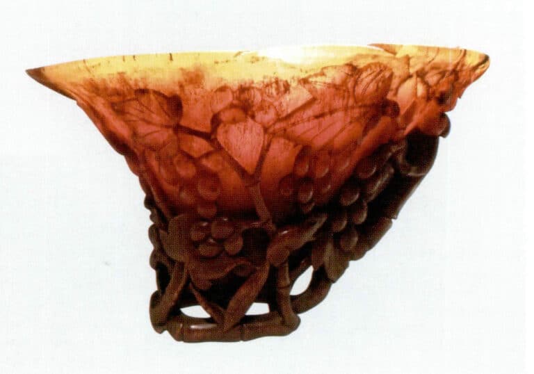 Figure 7-2-21 “Bamboo silk pattern” of rhino horn products (1)