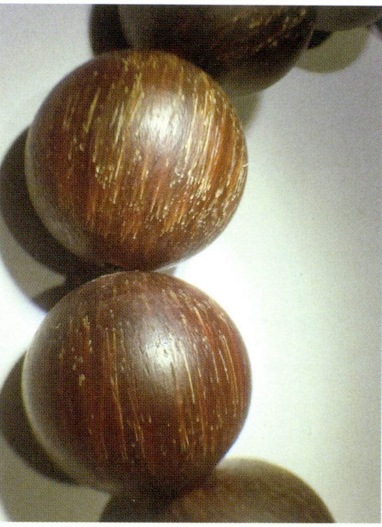 Figure 7-2-24 "Bamboo Silk Pattern" of Rhino Horn Products (Four)