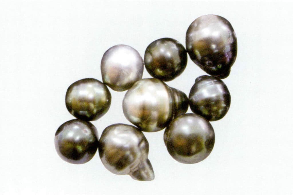 Figure 1-2-47 Protrusions, Pits, and Rings (II)