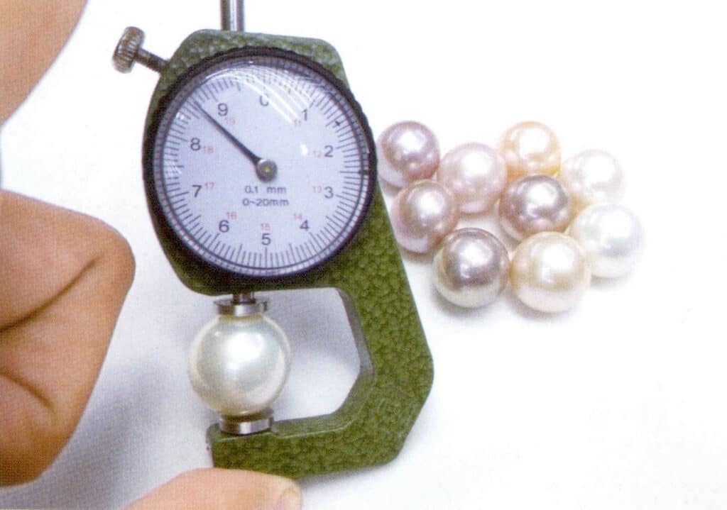 الشكل 1-4-68 لآلئ إديسون من 18-19 مم