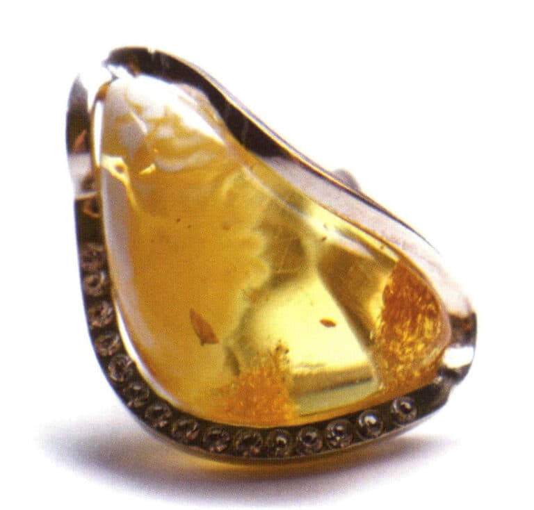 Şekil 4-1-4 Kehribar