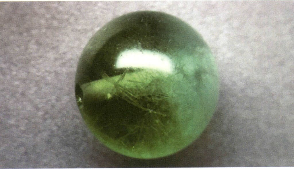 Rysunek 5-1-5 Odwodnione szkło (światło odbite)