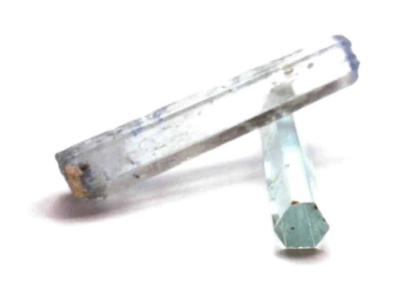 Рисунок 2-1-4 Кристалл аквамарина