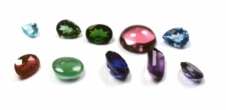 Figura 2-3-114 Piatra finită nu poate fi judecată după aspectul său.