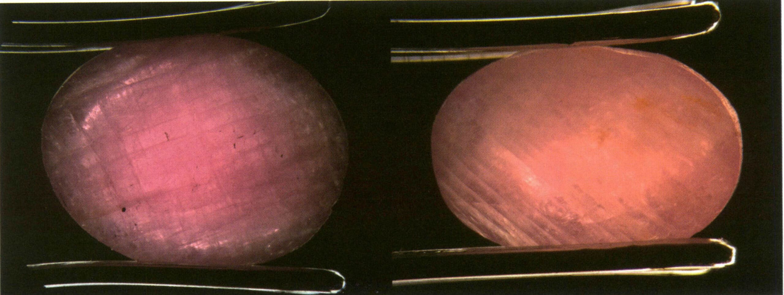 الشكل 2-4-15 انشقاق الياقوت تحت الضوء المرسل (يُظهر اليسار خطوطًا متوازية متشابكة، ويُظهر اليمين خطوطًا في اتجاه واحد من الساعة 10 و1 و1 ت&1 ت039 إلى الساعة 4 و1 ت039)