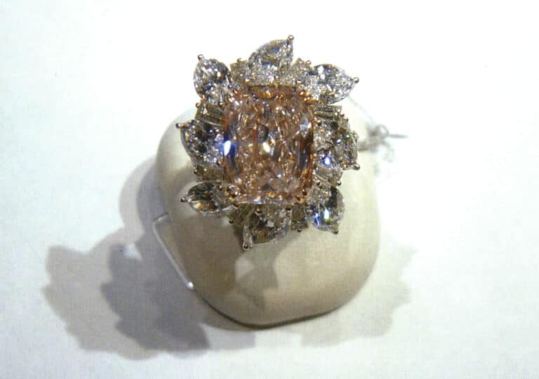 Diamante rosa da 6 carati