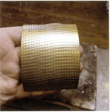 Multiple copper mesh imprinting effect