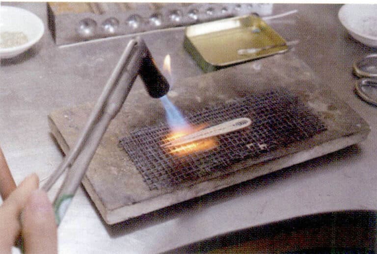 13. Overall welding.