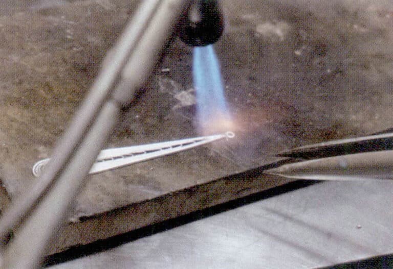 14. Weld the lifting ring.