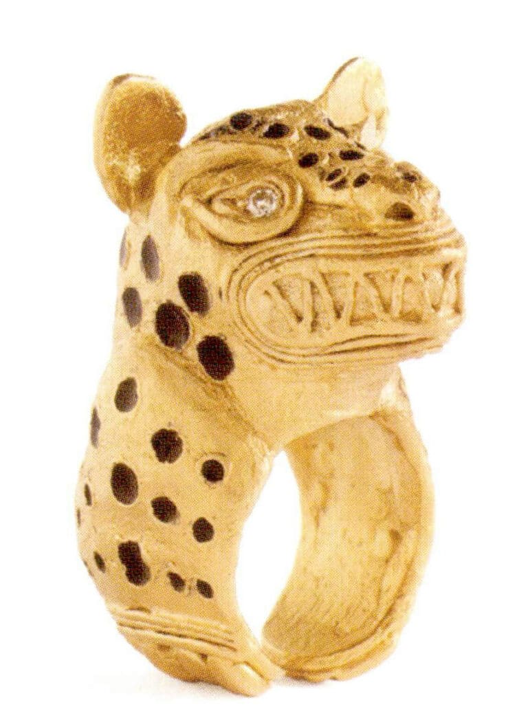 Oraik, Giaguaro, Anello in oro 22 carati