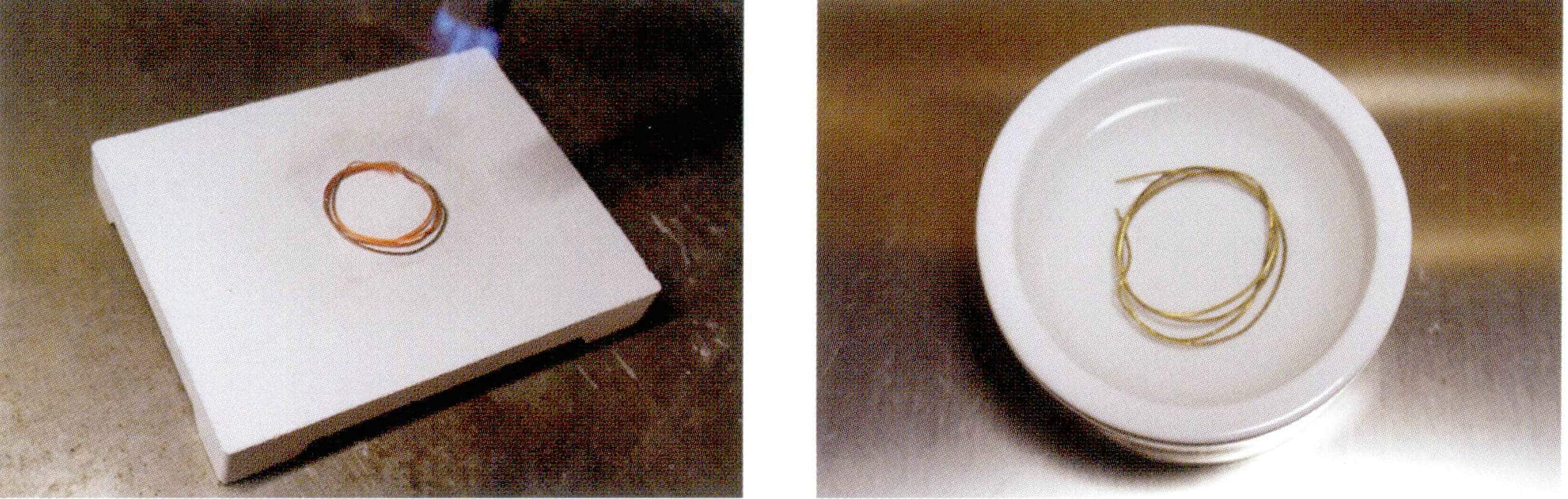 ② После обвязки нагрейте на большом и мягком огне. Когда одна сторона нагреется, с помощью термостойкого пинцета переверните ее, повторите процесс, а затем протушите в чистой воде.