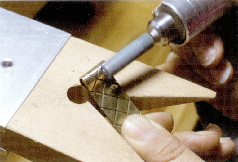 Полировка абразивной бумагой