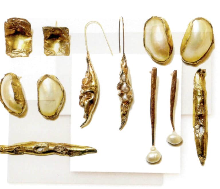 Xiebai, wrinkling technique jewelry series, Flowing Golden Years, brass, Baroque pearls