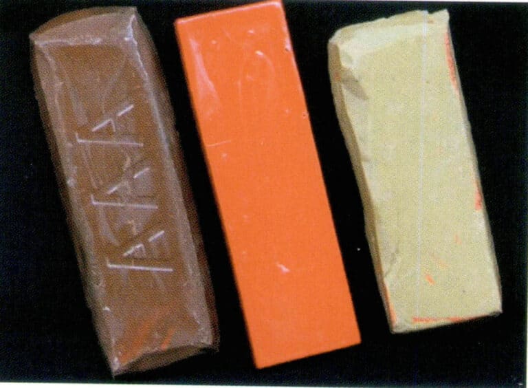 Figure 6-5 Market-prepared gemstone adhesive