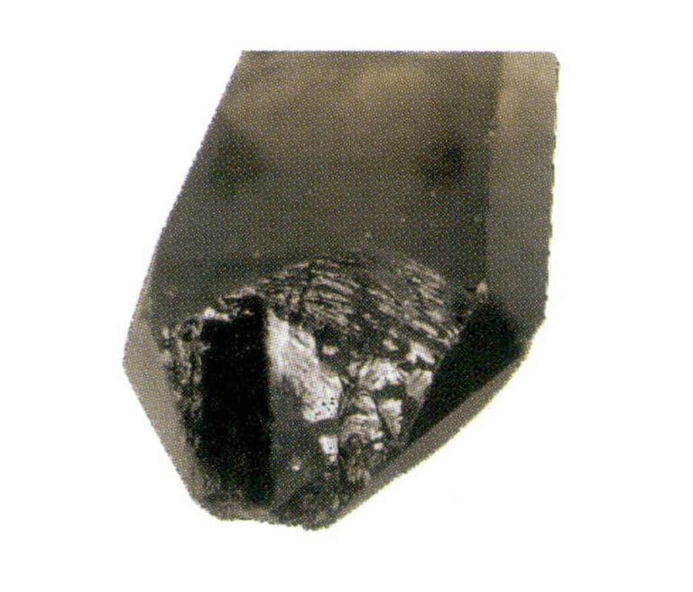 Figure 1-29 Shell-like fracture of quartz