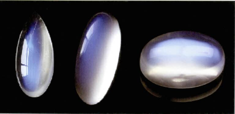 Figura 3-34 Efectul de lumină de lună al pietrei de lună