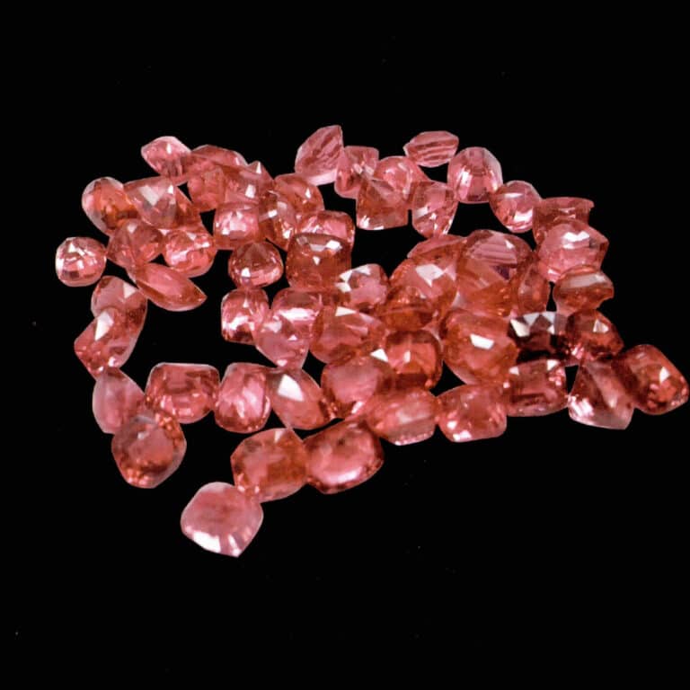 مفهوم المعالجة المثلى للأحجار الكريمة وتاريخها وتصنيفها