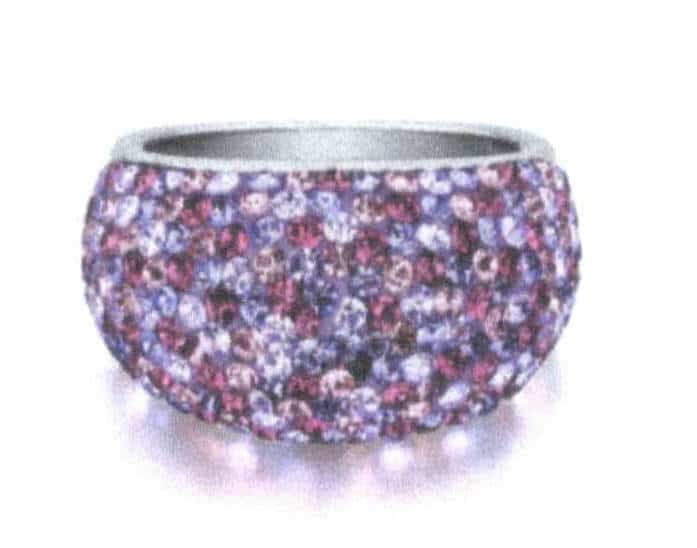 Рисунок 12-27 Украшения из искусственного хрусталя в глиняной оправе (2)