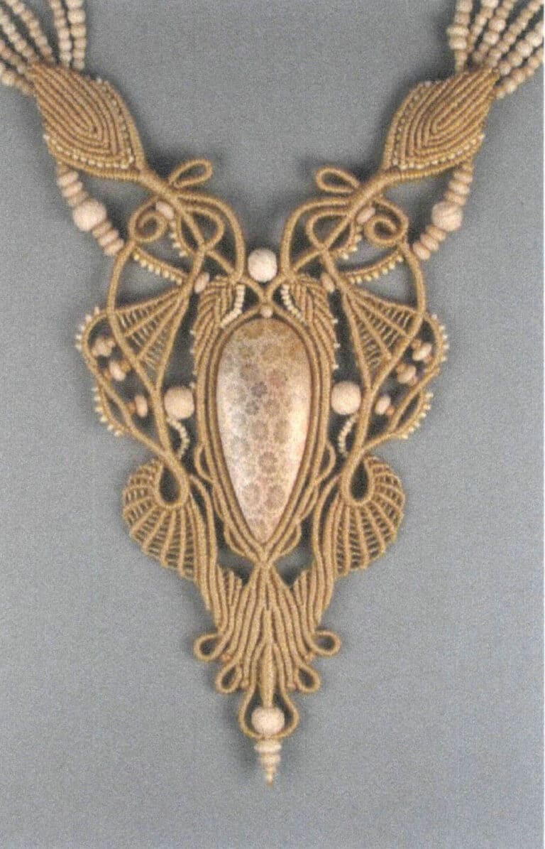 Рисунок 12-30 Украшения для установки композитного материала (1)