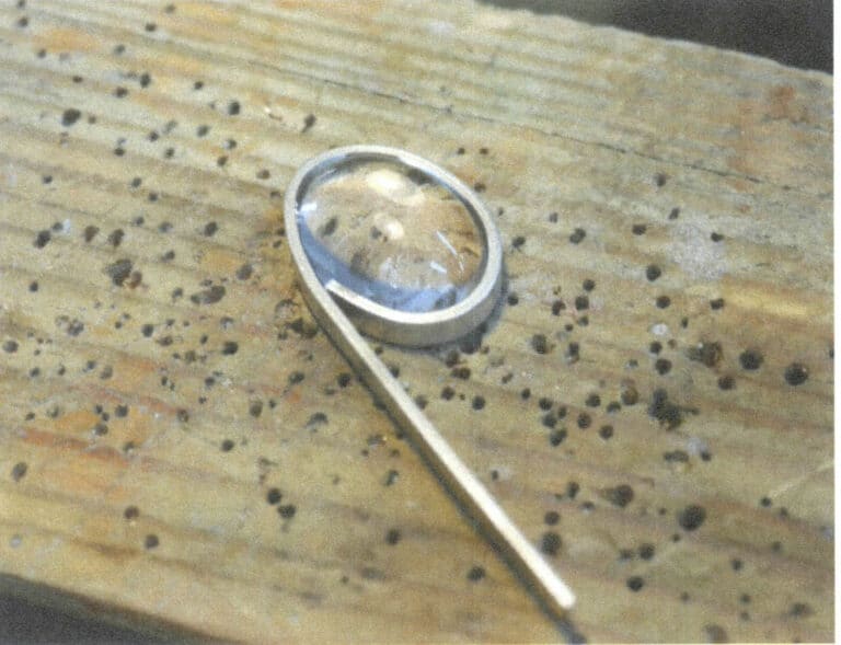 Figure 2-9 Bending the metal edge