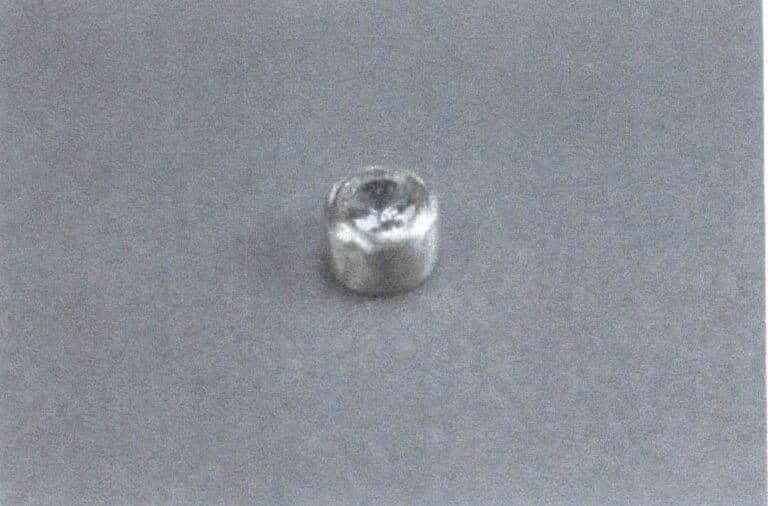 Figure 2-64 Completed round brilliance cut gemstone bezel setting