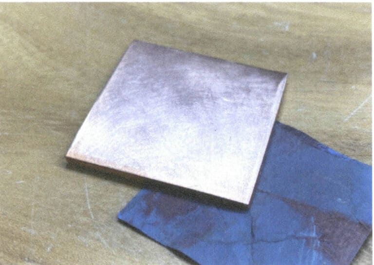 4-26. ábra A fémlemez előkészítése.