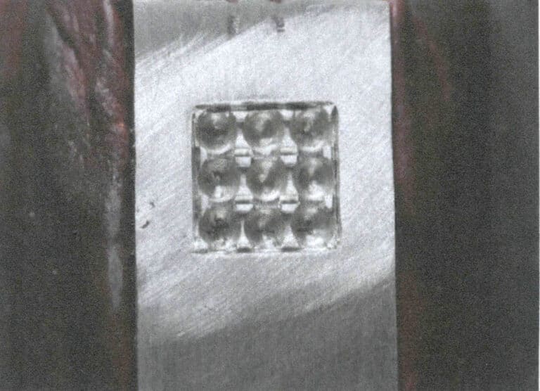 5-16. ábra Kőbeállási pozíció az árokásás után